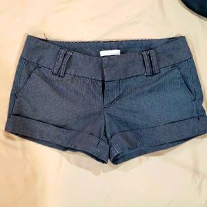 Charlotte Russe dress shorts size 9 Black & White